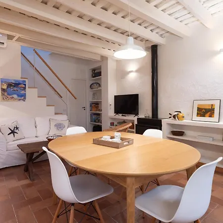 Holiday home Lets Holidays House Close To The Castle Tossa de Mar