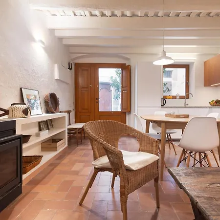 Lets Holidays House Close To The Castle Holiday home