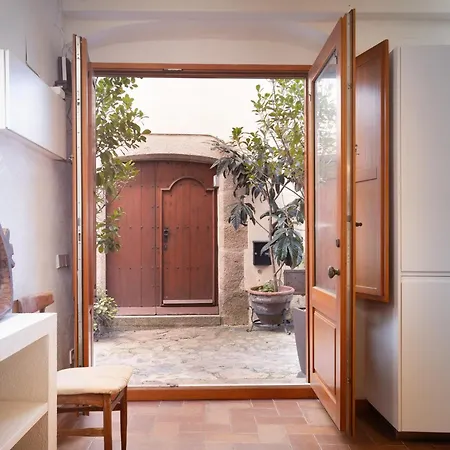 Lets Holidays House Close To The Castle Holiday home *